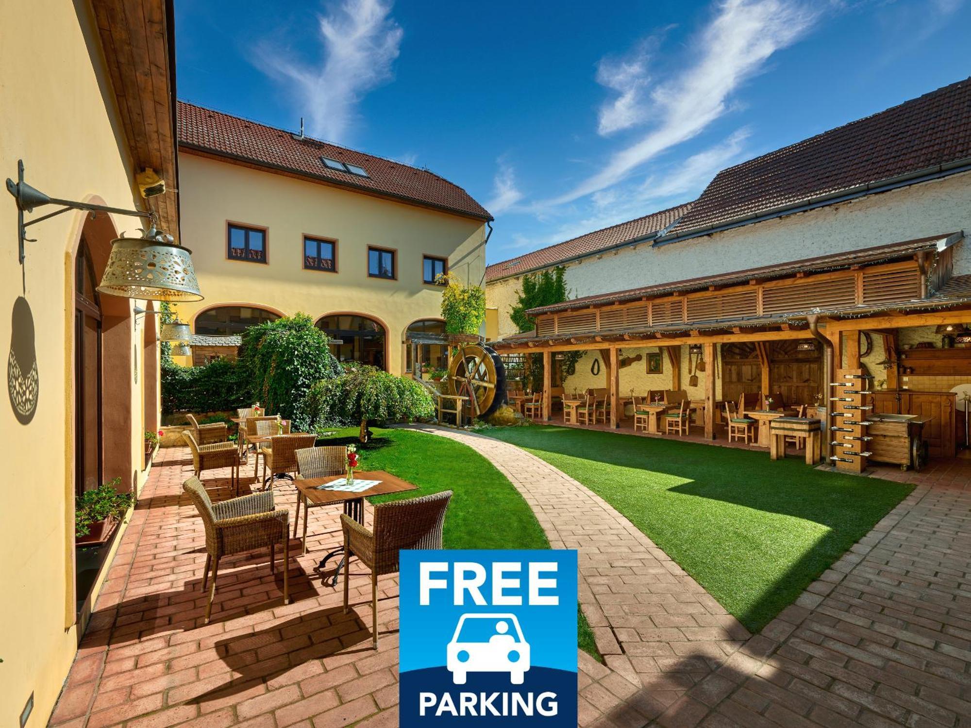 Hotel Selsky Dvur - Bohemian Village Courtyard Πράγα Εξωτερικό φωτογραφία