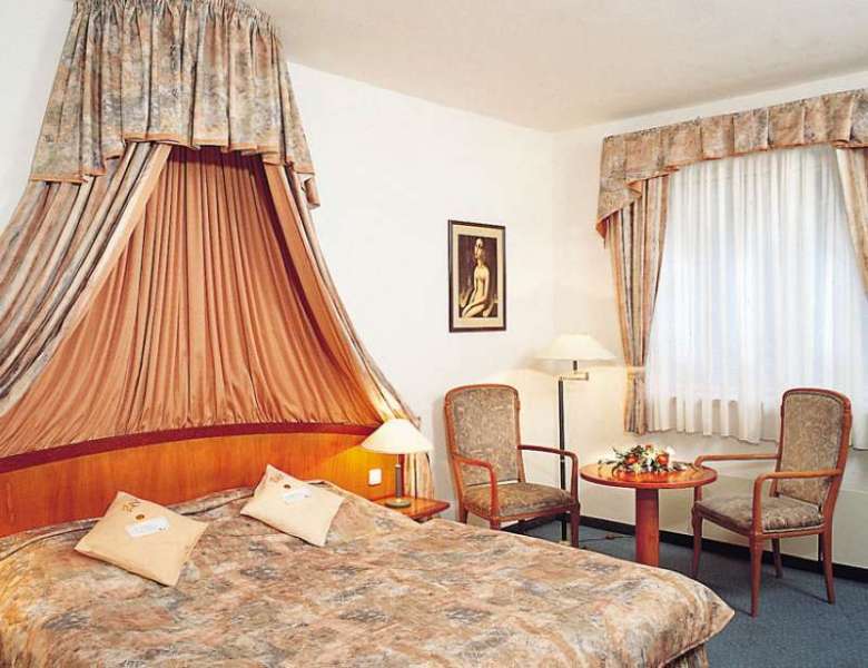 Hotel Selsky Dvur - Bohemian Village Courtyard Πράγα Δωμάτιο φωτογραφία